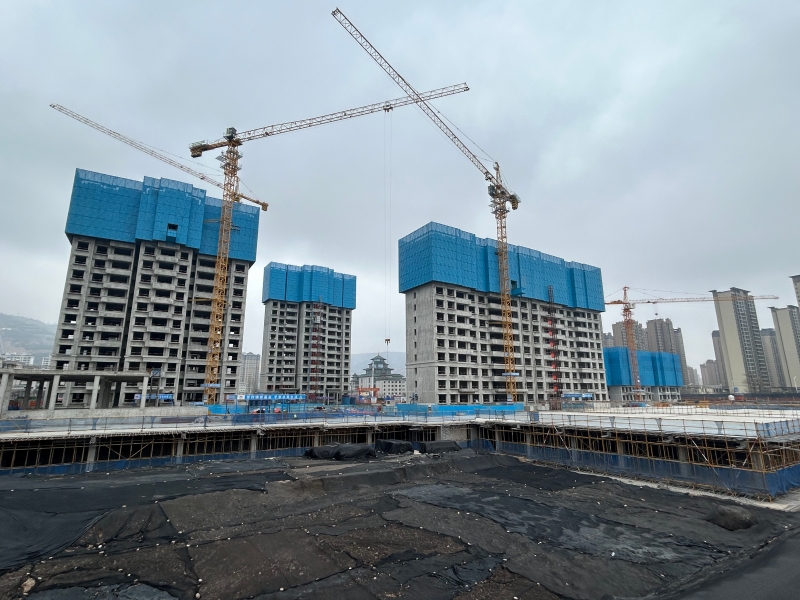 不负春光 乘势而上 崆峒区住宅项目建设正酣 谱写宜居新篇章